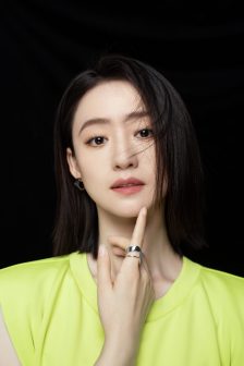 依灵（中国内地女演员）_百度百科