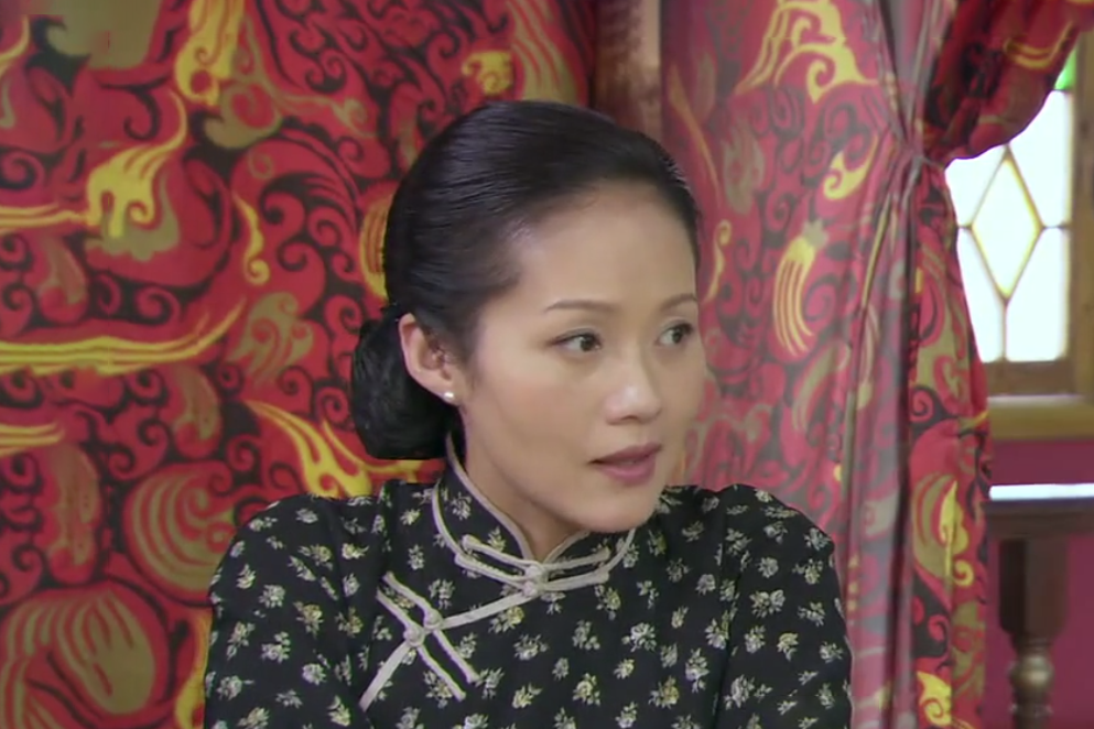  /a>》中的角色,由 a target="_blank" href="/item/黄丽娅/10010554"