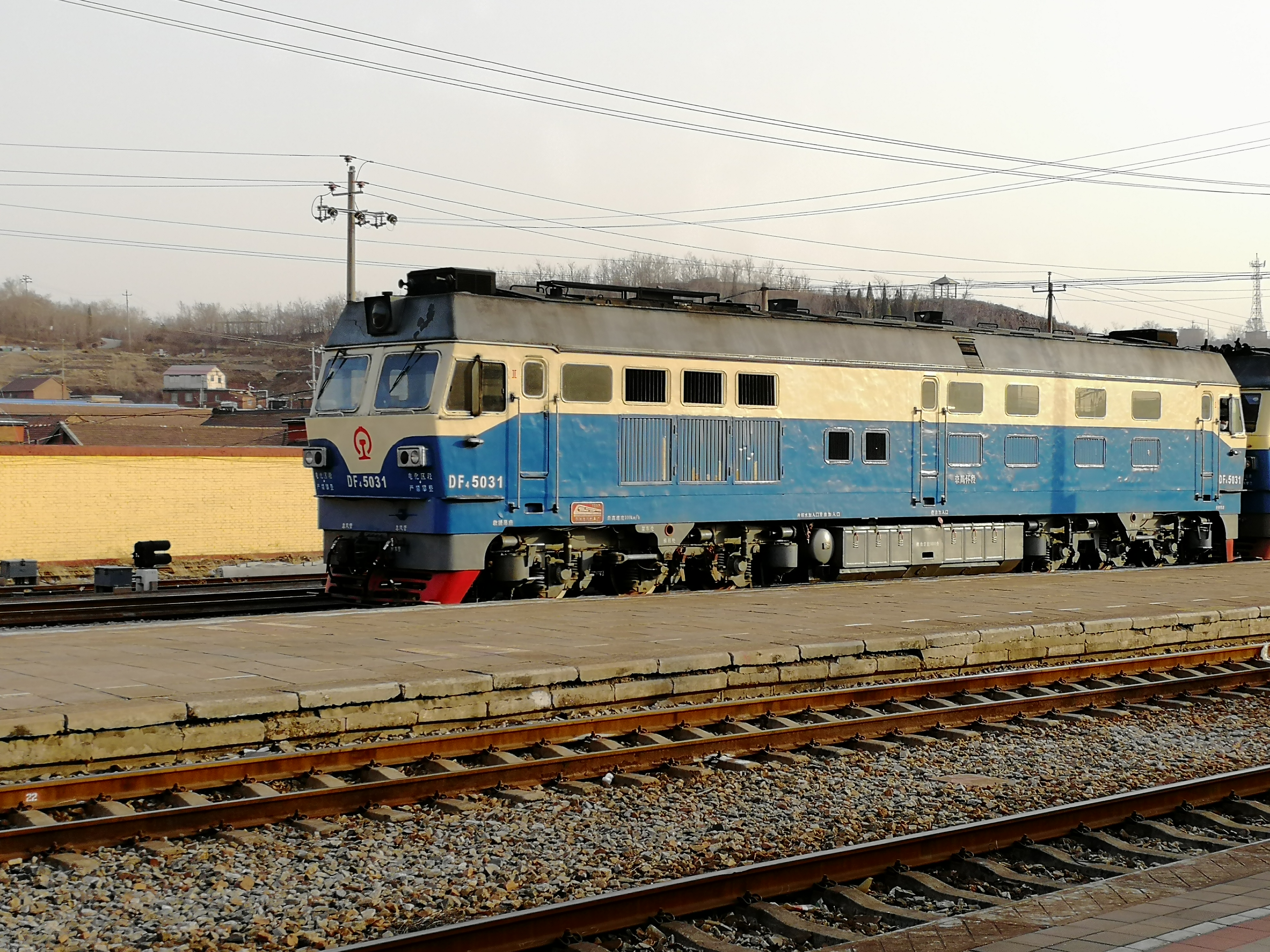 东风4c型内燃机车