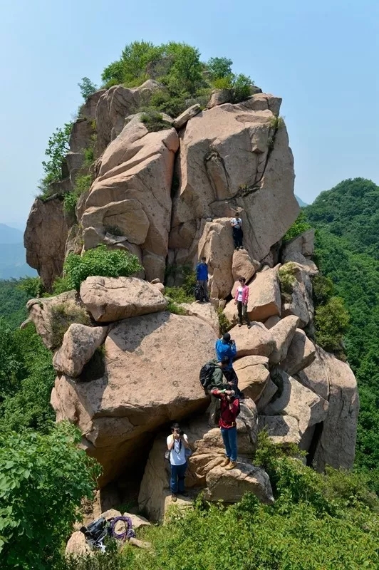窟窿山