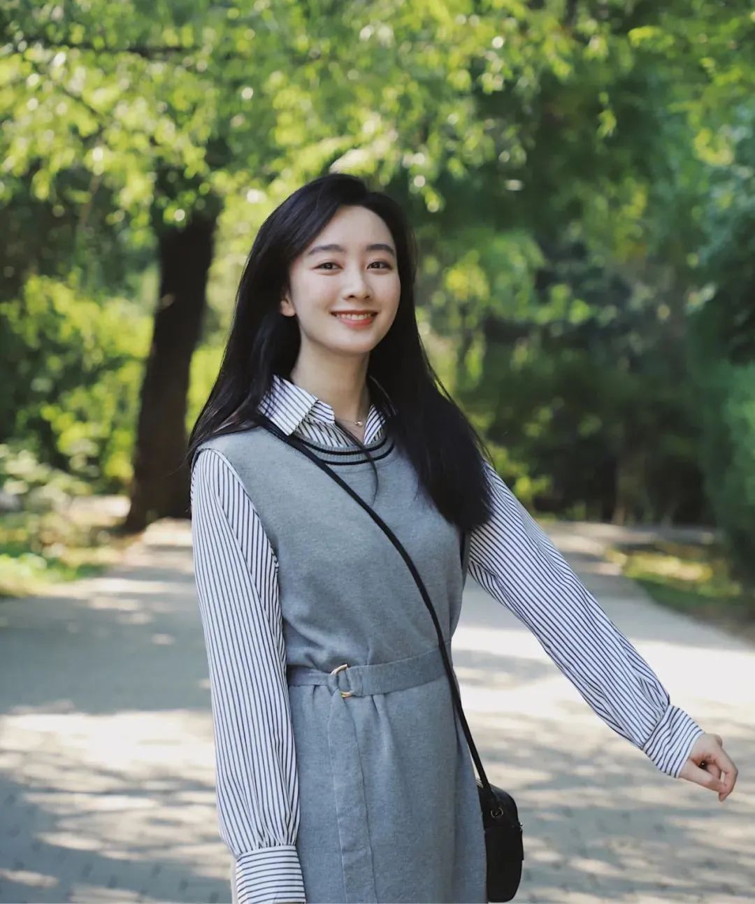  p data-id="gnbhdsf41c">郭若天,1997年出生于