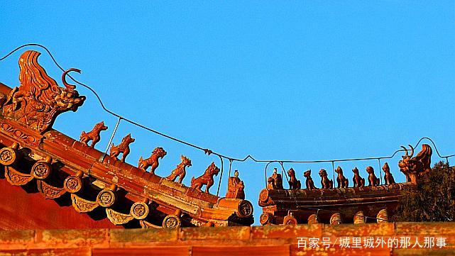 什么是吻兽？为什么故宫的金銮殿上有十只吻兽，又有何寓意？_百科TA说