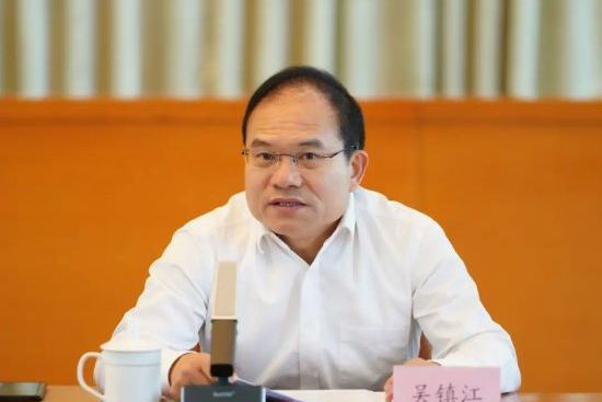  p>吴镇江,男,福建云霄人,1966年2月出生,中共党