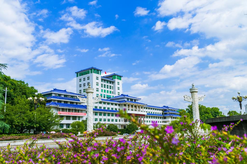  p>湖北民族大学(hubei minzu university)是经 a target="_blank"