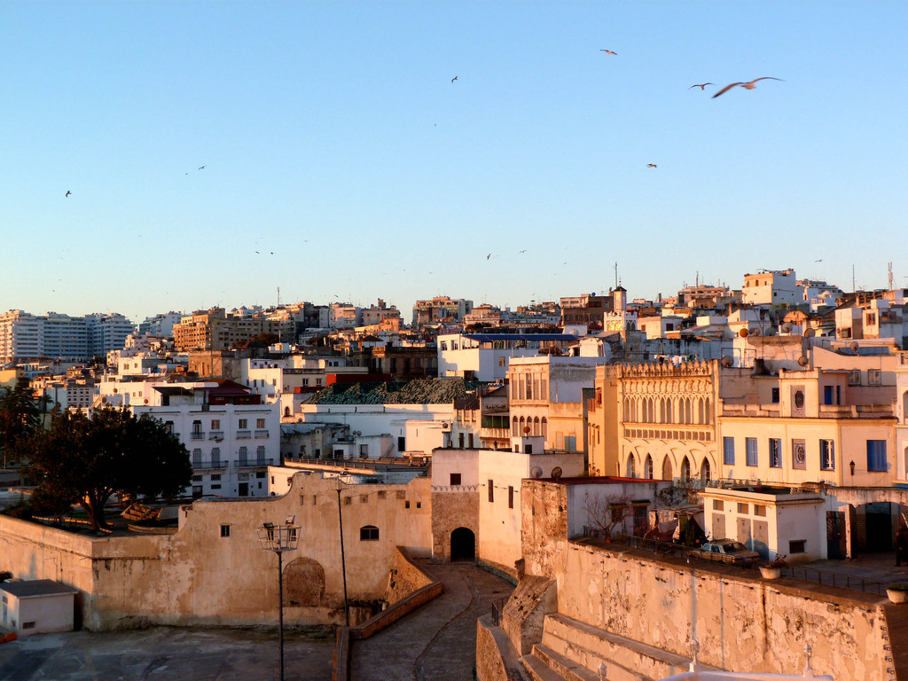 丹吉尔-得土安大区