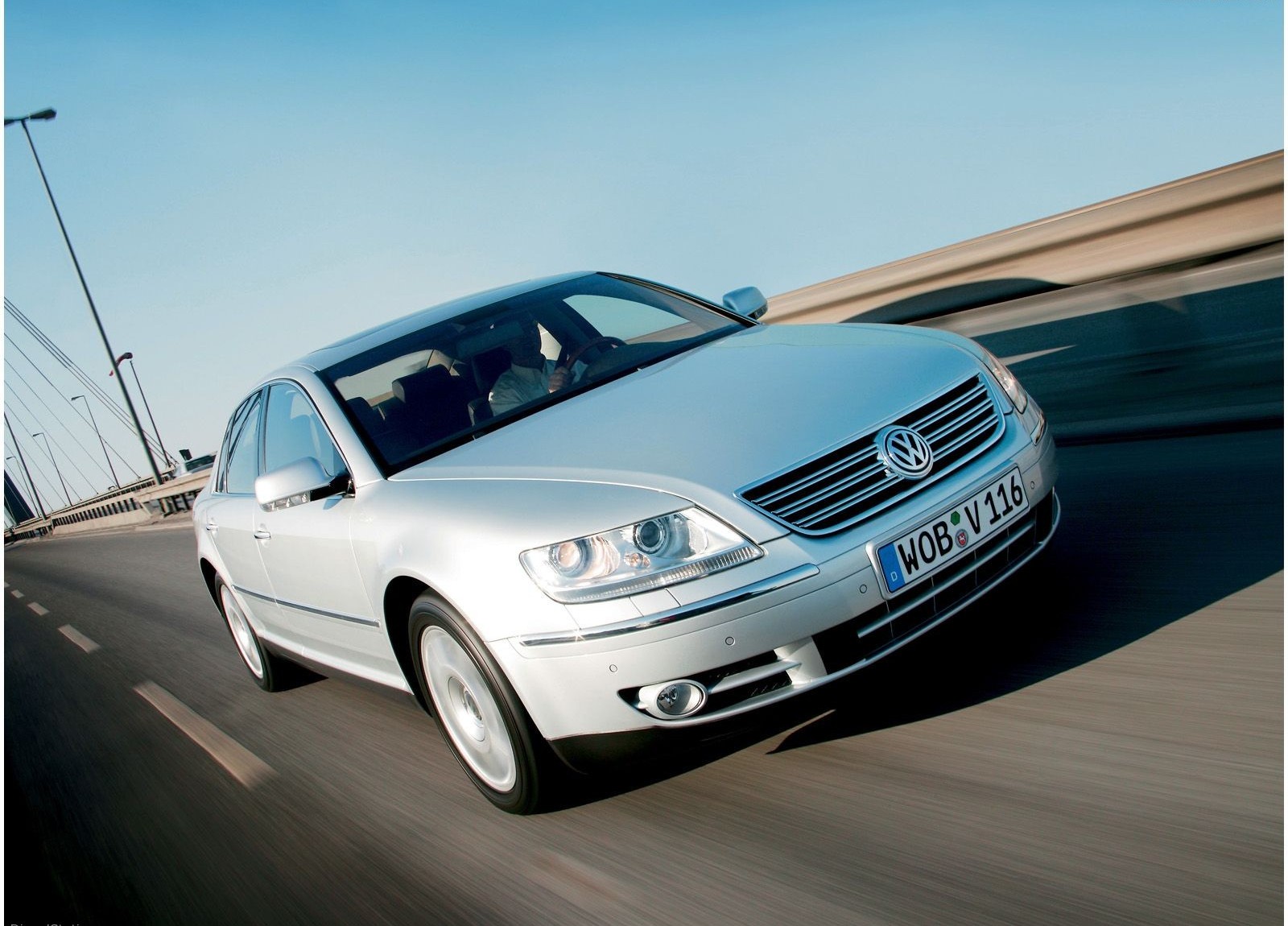 phaeton)是德国 a target="_blank" href="/item/大众汽车公司">大众