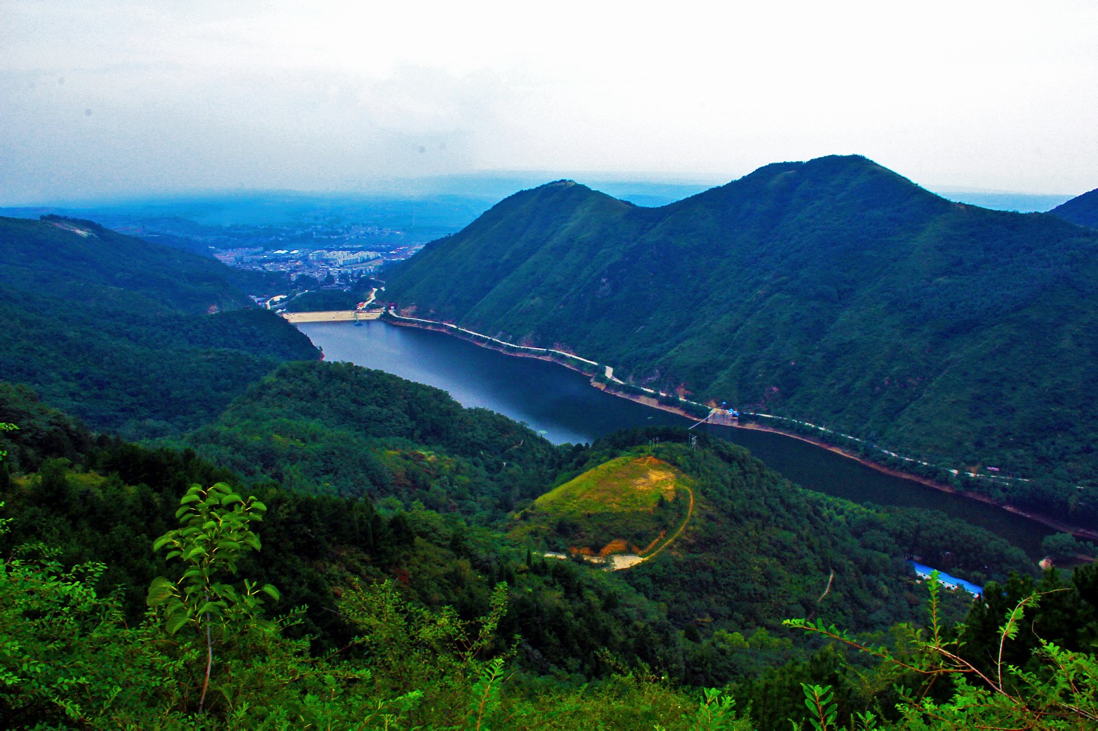 汤峪湖森林公园