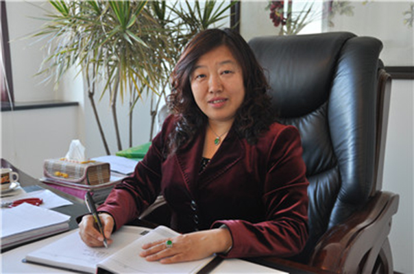 吉林省优秀女企业家,吉林市特等劳动模范,吉林市十大经济人物等多项