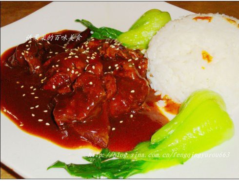 黑胡椒牛肉盖饭