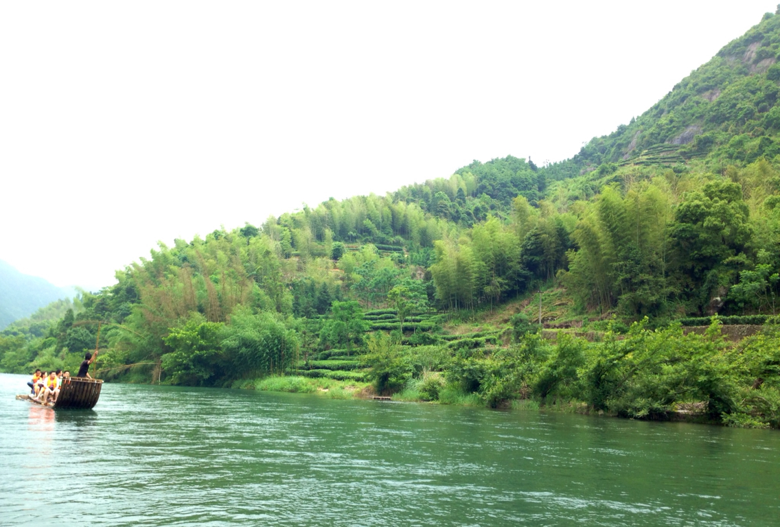  p>九鲤溪瀑景区,位于 a href="#" data-lemmaid="6586634">太姥山岳