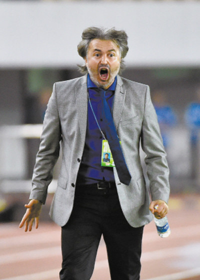  p>亚森·彼得罗夫(yasen petrov),1968年6月28日出生于保加利亚- a