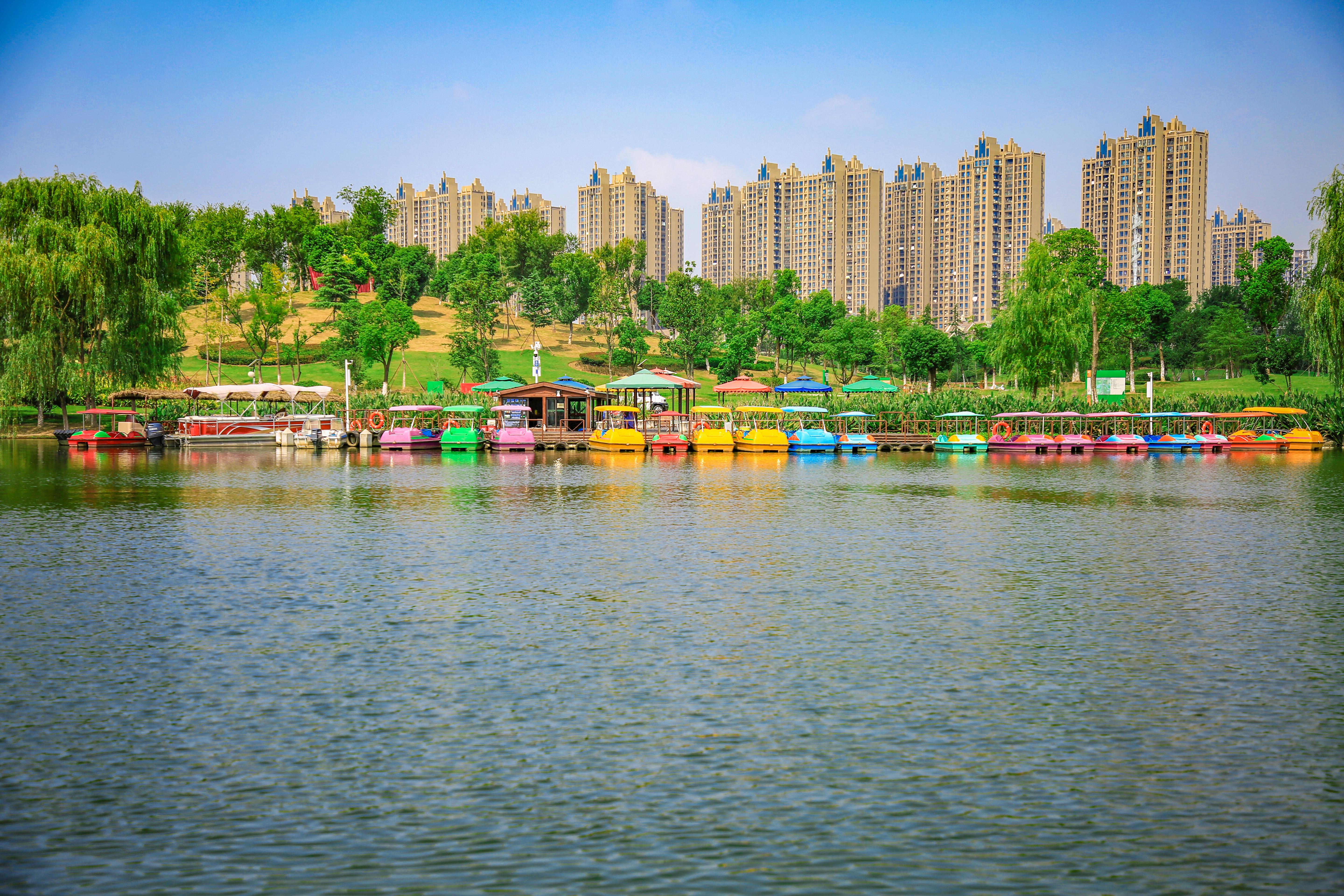  p data-id="gnvincfd3o">塘西河公园位于合肥市 a target="_blank"