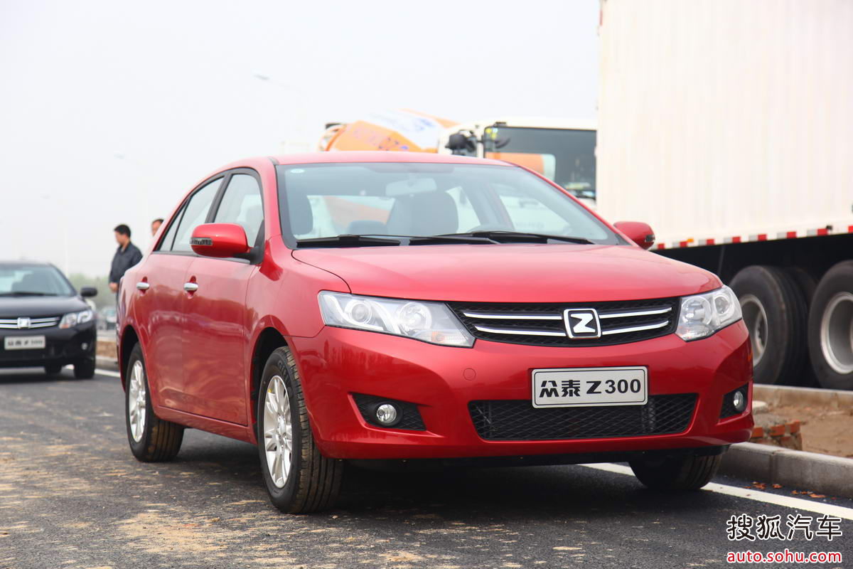  p>众泰z300是众泰汽车旗下的紧凑型车. /p>