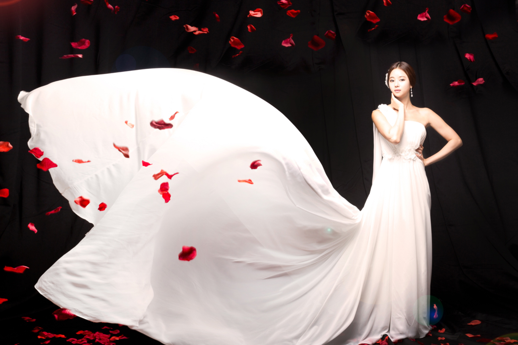 href="#" data-lemmaid="5455090">艺匠 /a>婚纱摄影工作室(韩国艺匠