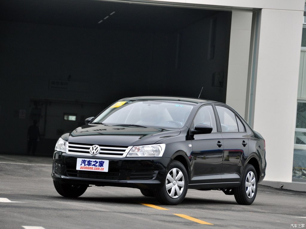  p>2013款大众新桑塔纳,2603mm的轴距,动力系统方面,新桑塔纳采用了