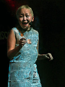  p>珊蔻·娜赤娅克(sainkho namtchylak,塞柯·纳姆切拉克,1957年-)是