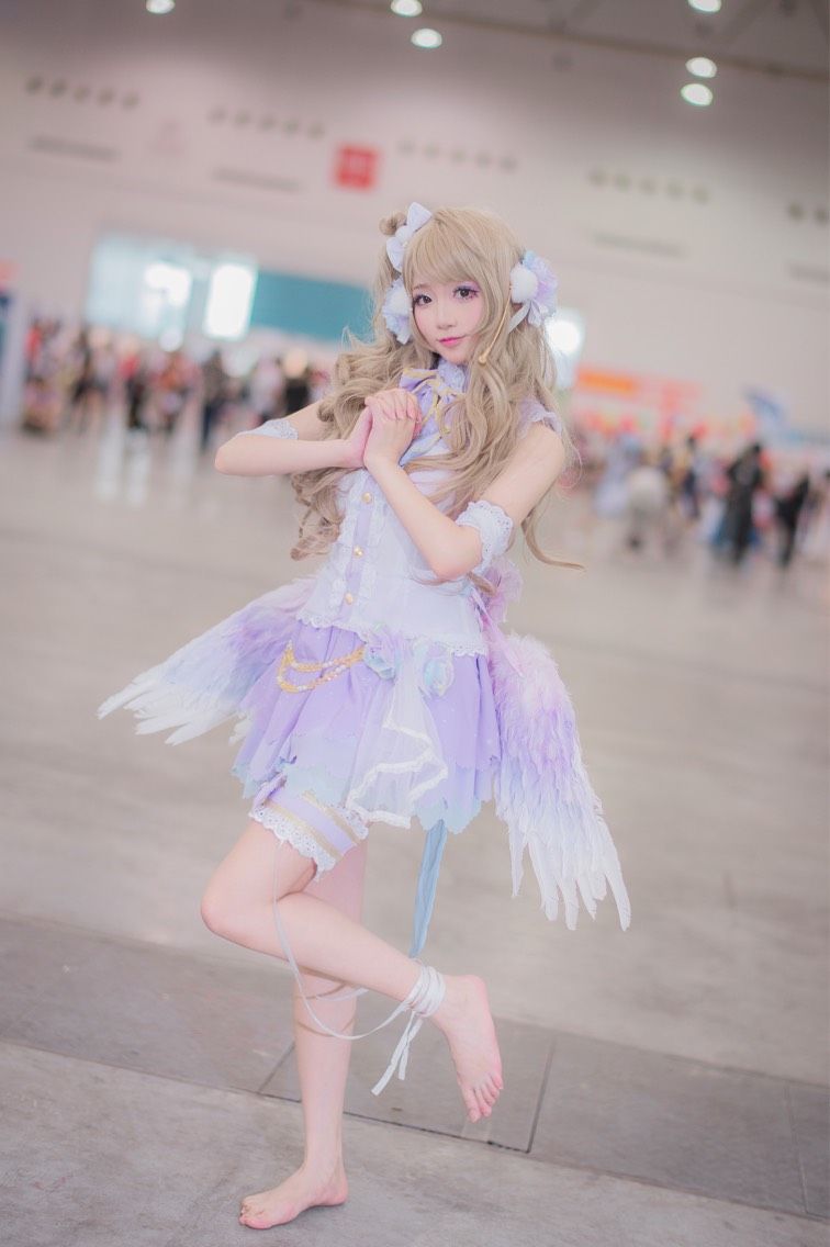  p data-id="go6tpbfv6g">啾小妍,人气coser,毕业于武汉音乐学院,拥有