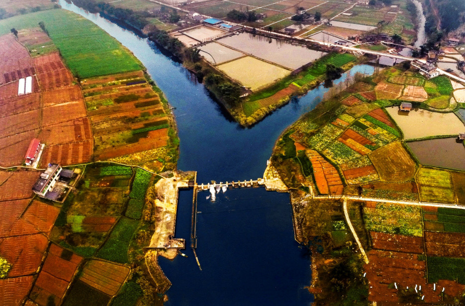  p>吴家镇隶属 a target="_blank" href="/item/重庆市/436625" data