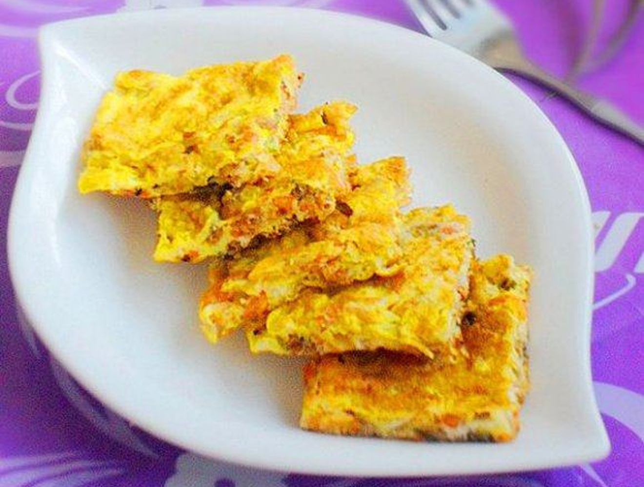 target="_blank" href="/item/干河虾">干河虾 /a>,鸡蛋等食材制成的