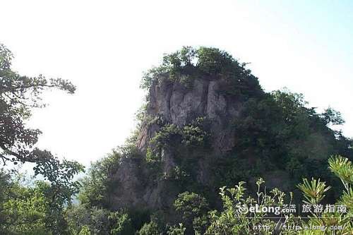  p>餐霞洞是 a target="_blank" href="/item