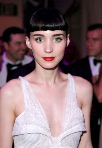 《 a target="_blank" href="/item/都市传奇:血腥玛丽/15233940"