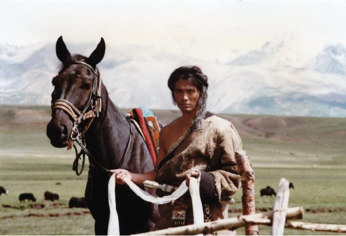  p>《红河谷》,是1996年上映的一部历史剧情类电影,该片由 a href="#"