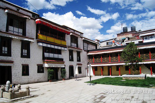 娘热民俗风情园