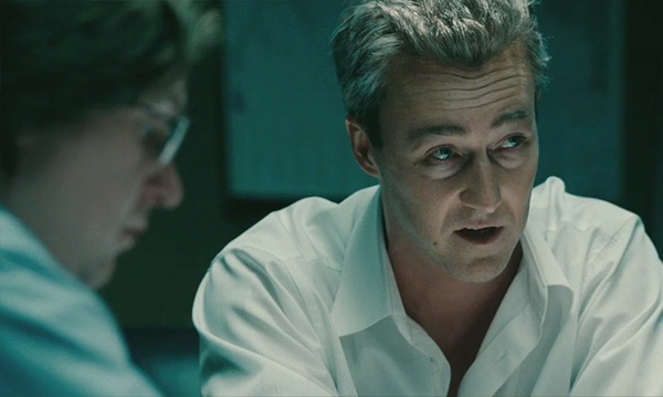  p>《谍影重重4》( i>the bourne legacy /i>)是一部2012年上映的悬疑