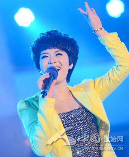  p>戴月,女,来自湖北 a target="_blank" href="/item/武汉/106764"