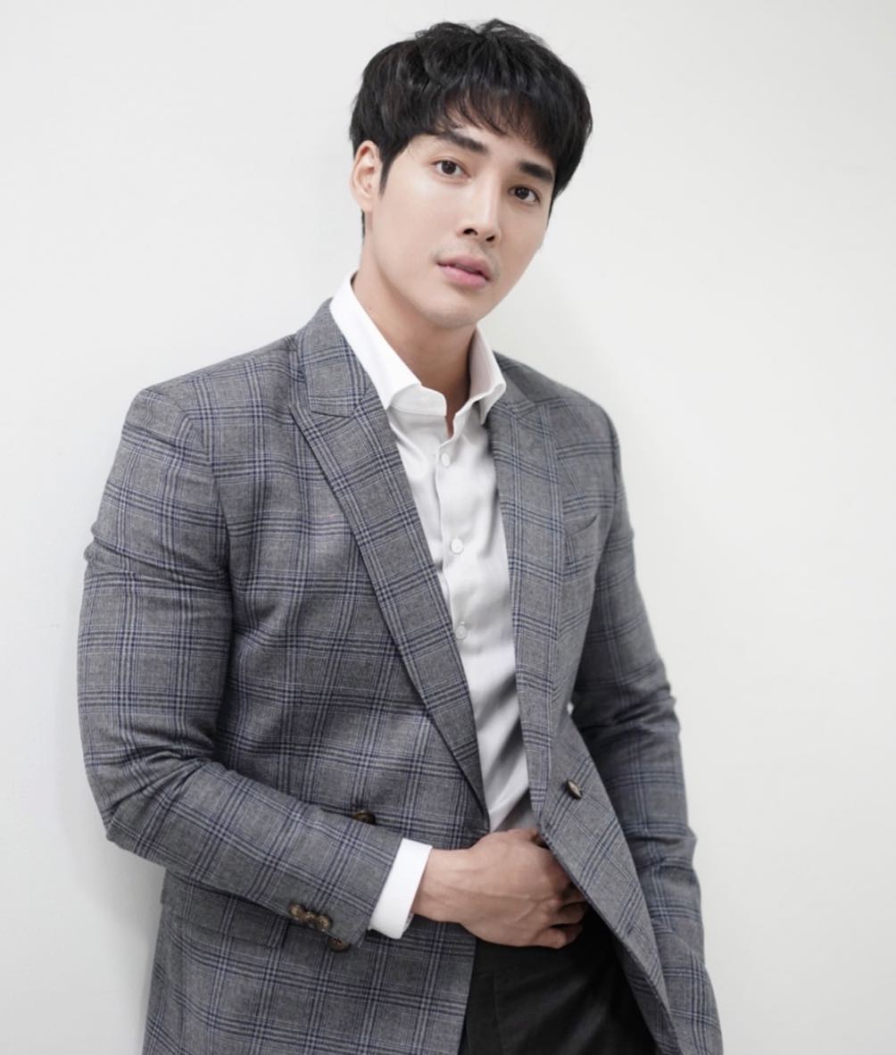 PrinceTawinnaron,Win扮演角色