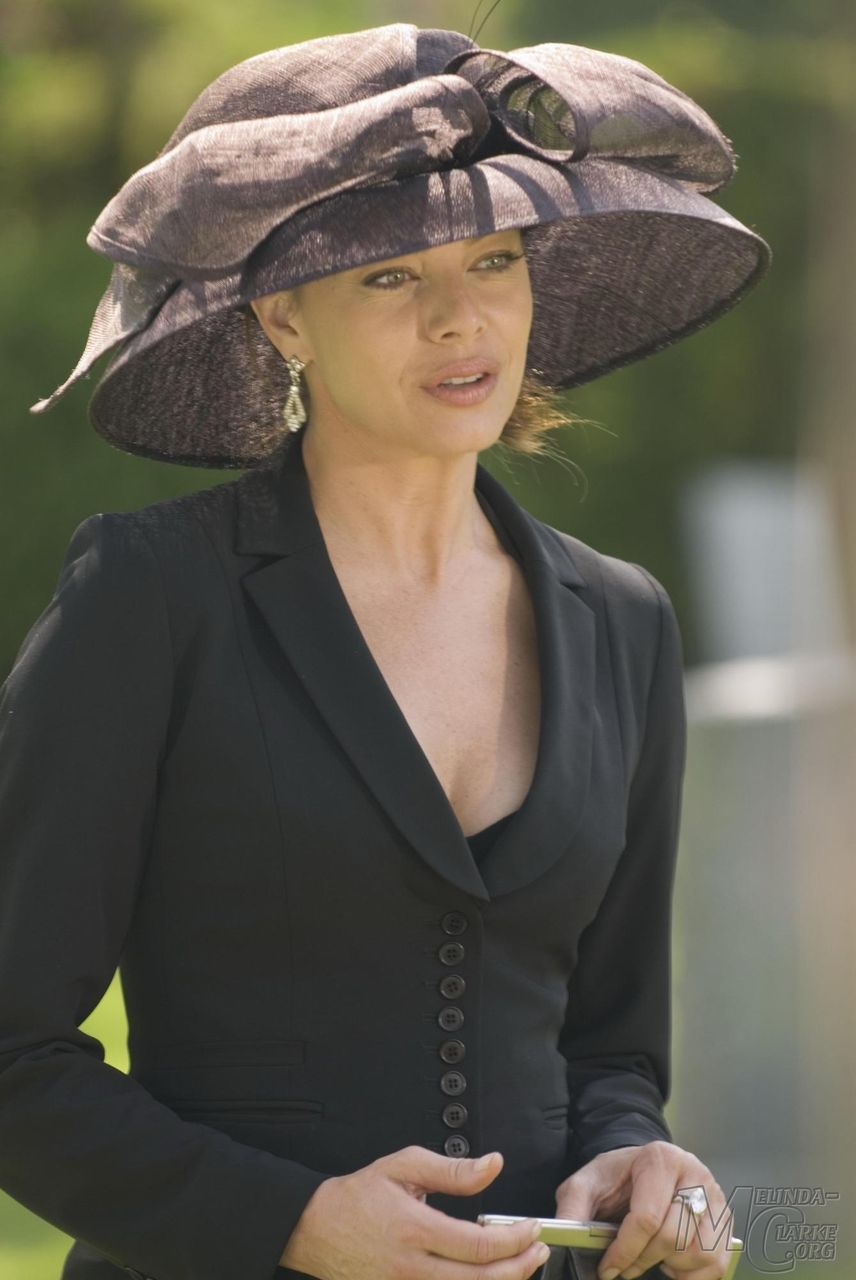  p>美琳达·克拉克(melinda clarke),1969年4月24日出生于 a target="