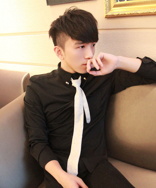  p data-id="go1jfadrx2">吴大伟,1992年出生于广东省 a target="