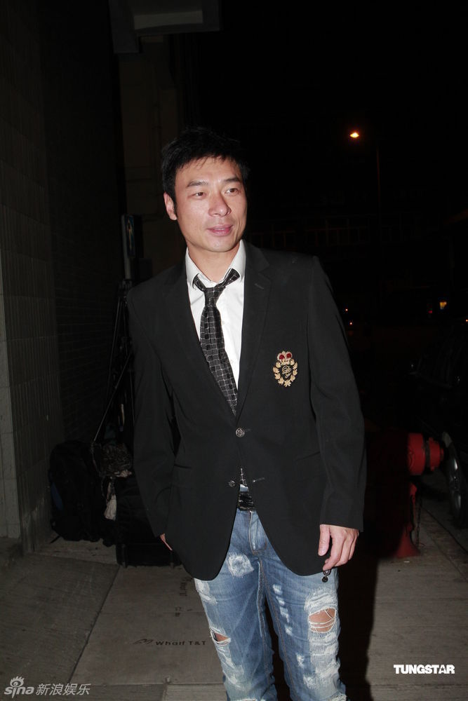  p>许志安(andy hui),1967年8月12日生于香港,祖籍广东省广州市番禺区