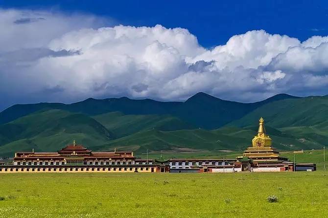 为"旭里兰杰扎西 a target="_blank" href="/item/雍仲">雍仲 /a>林"