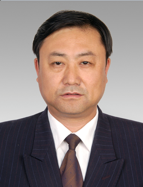 于明伟