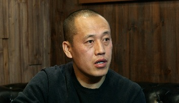  p data-id="gnww0ltt3c">杜杰,1976年9月出生于河北省石家庄市深泽县