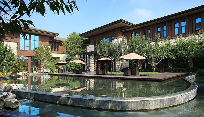 牛驼温泉孔雀城