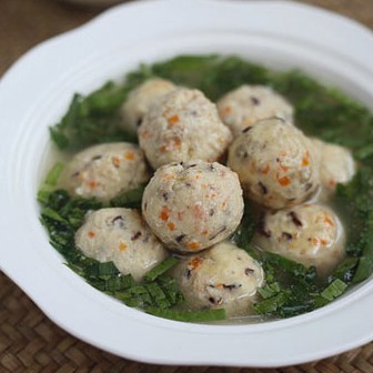 胡萝卜鸡肉丸子