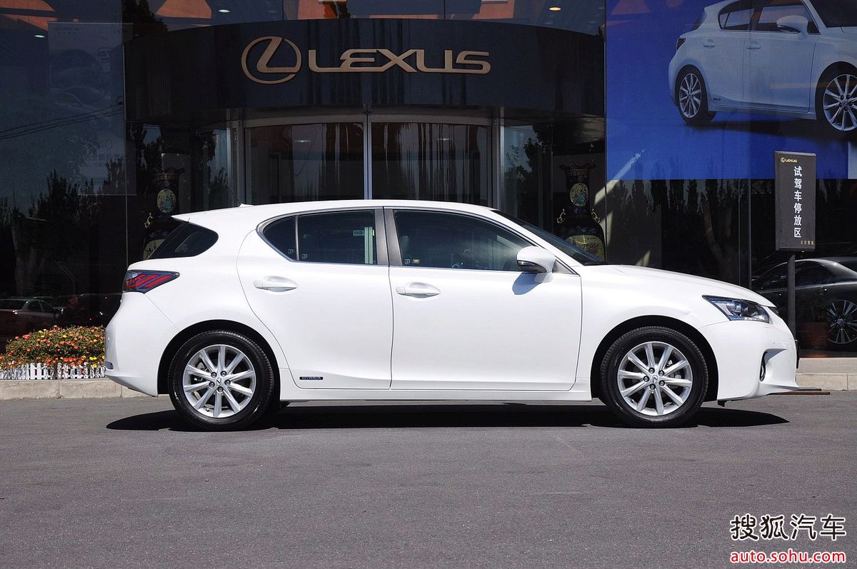 雷克萨斯200h