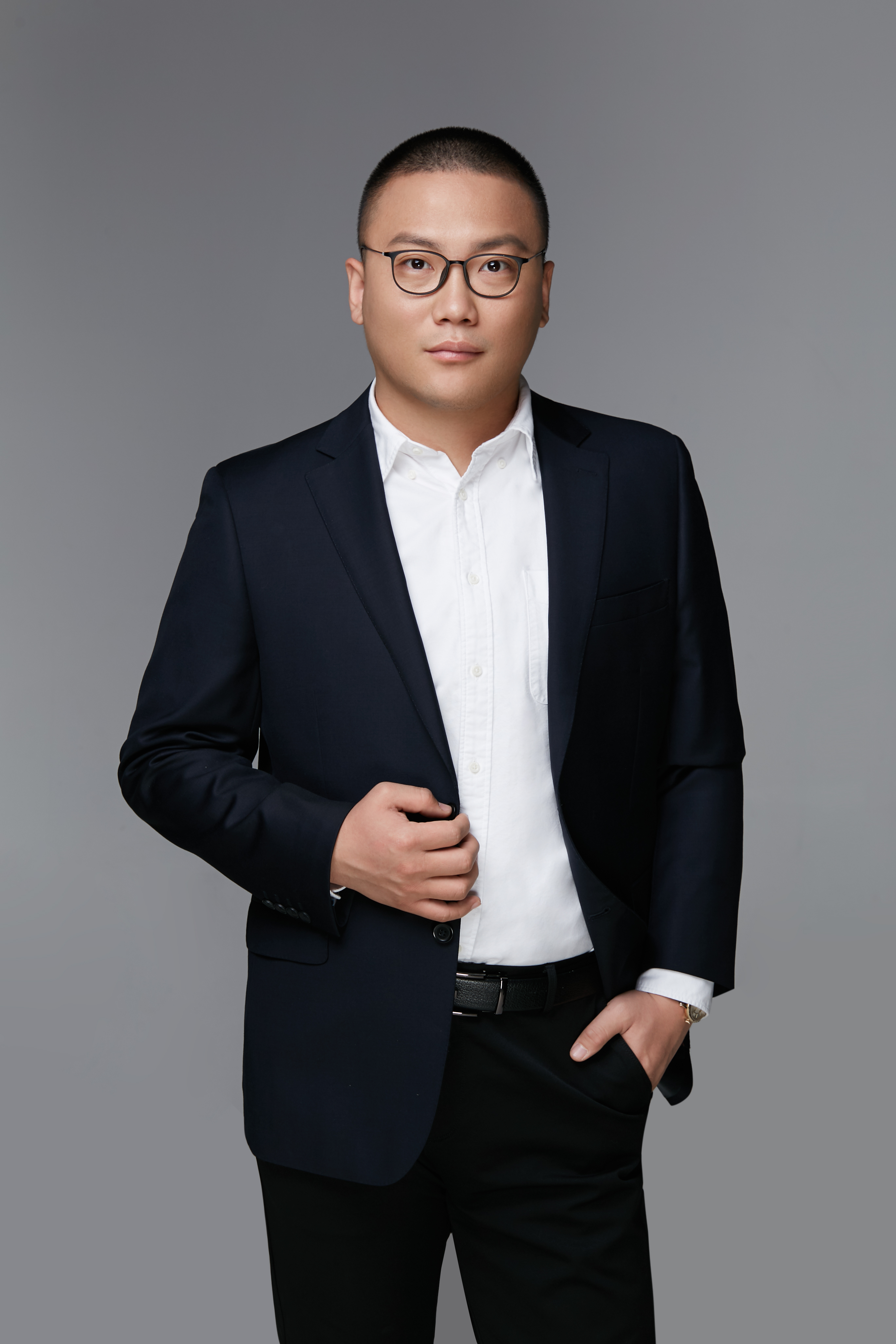 金融创新创业大会,2017年入选2017福布斯中国30位30岁以下精英榜名单