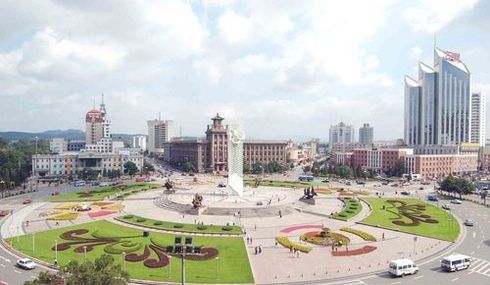 data-id="gnvg9blas2">铁东区是 a target="_blank" href="/item/鞍山