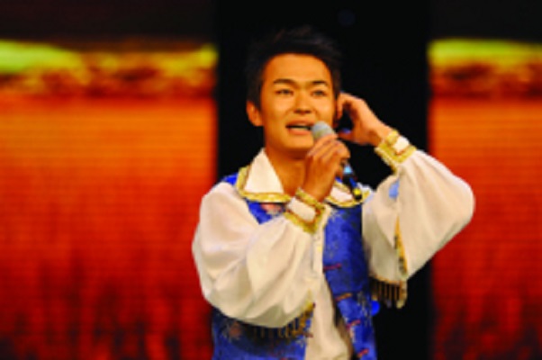  p data-id="gnvi8mwpms">马全,青海花儿金唱家,2007年,他在全国cctv 
