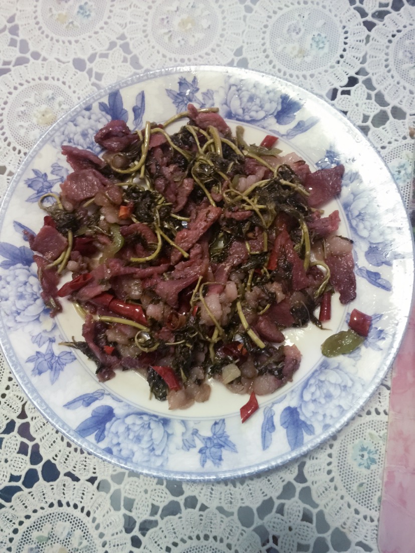 香椿炒火腿肉