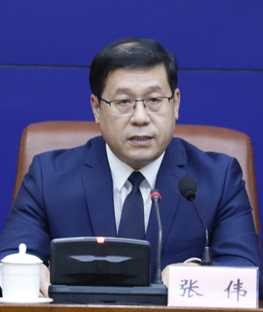 张伟