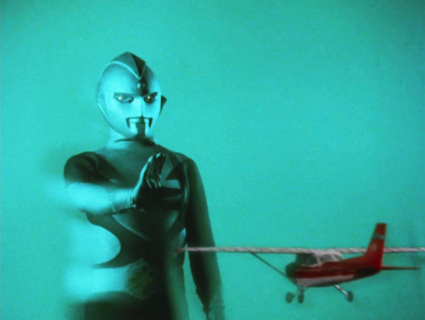  /p> p>讲述了热血青年立花直树利用绿宝石星人赋予的宇宙机器人 a