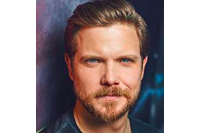 huntsman,演员,2014年参演电影《子弹》,2015年参演电影《沙子怪物》