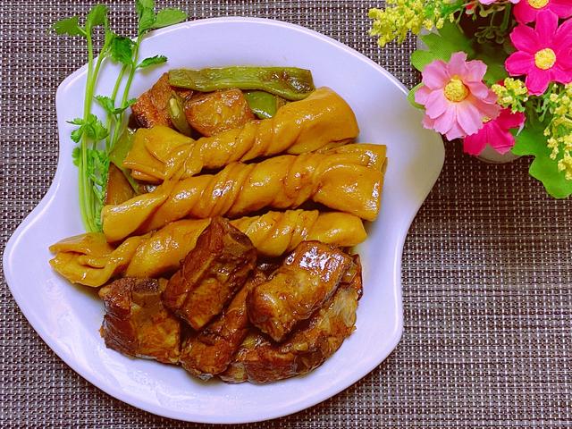 排骨豆角粘卷子