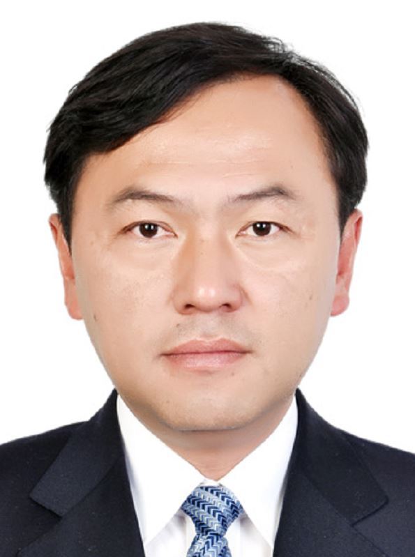  /p> p>现任云南省丽江市华坪县委书记,县人武部党委第一书记. /p>