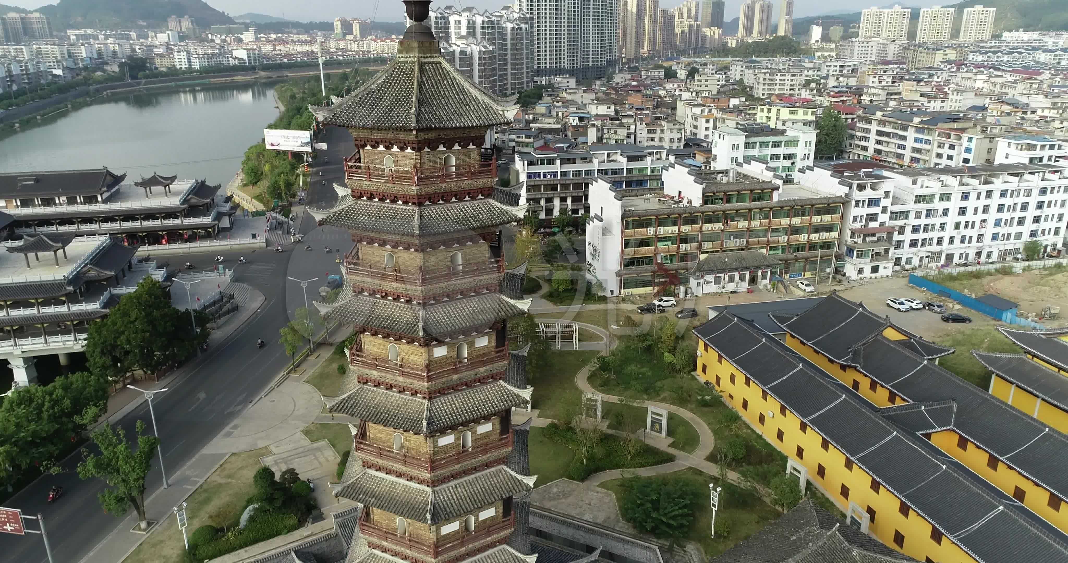  p>宝福院塔,又名宝福塔,位于 a target="_blank" href="/item/江西省