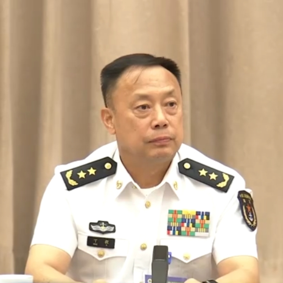  /p> p>现任中国人民解放军海军副司令员. /p>